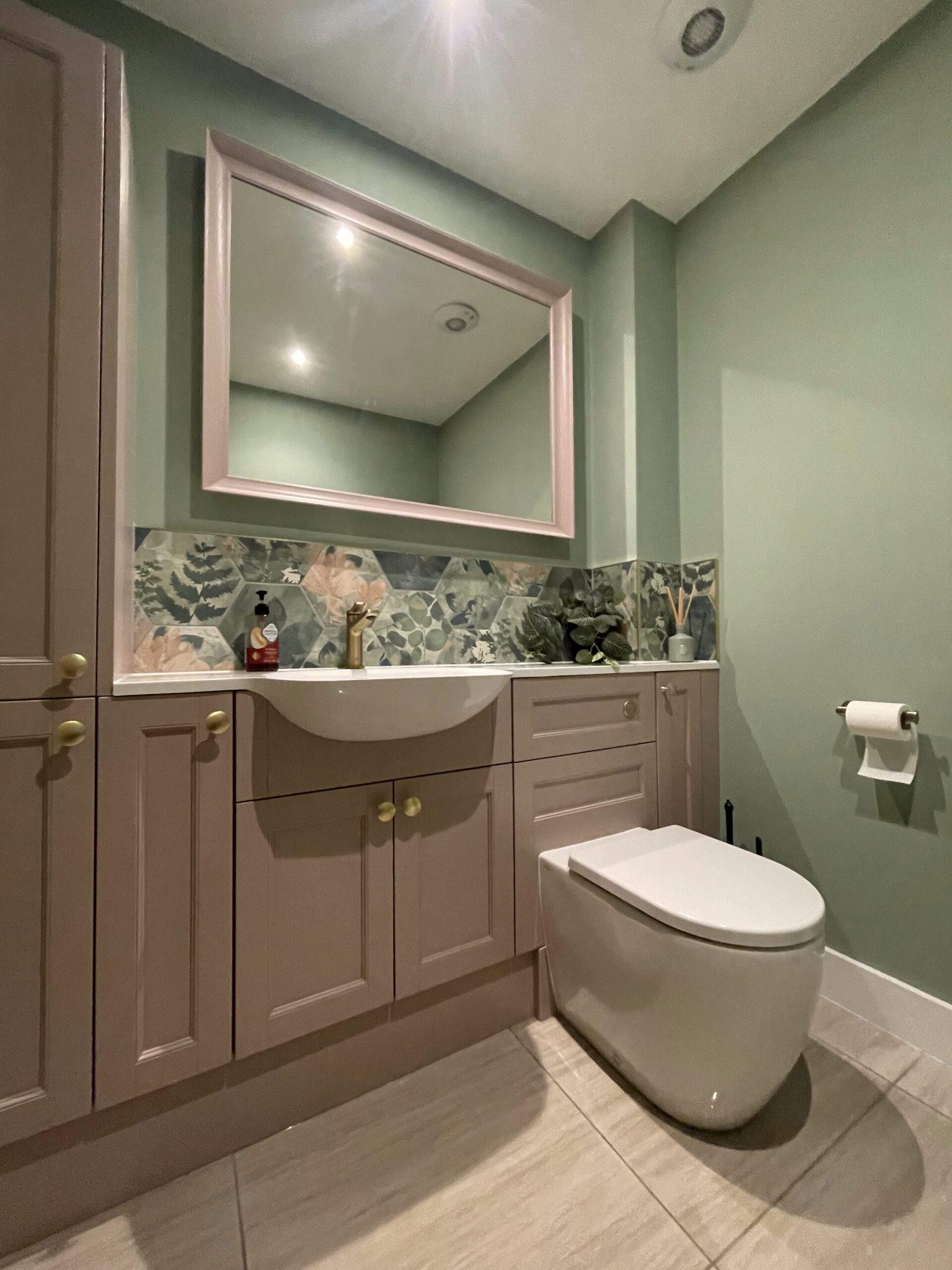 20251022_115423478_iOS