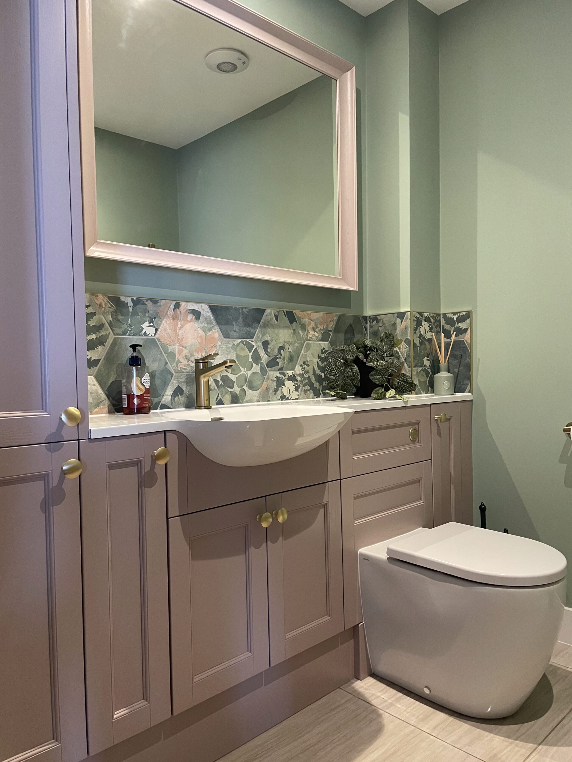 20251022_115454672_iOS