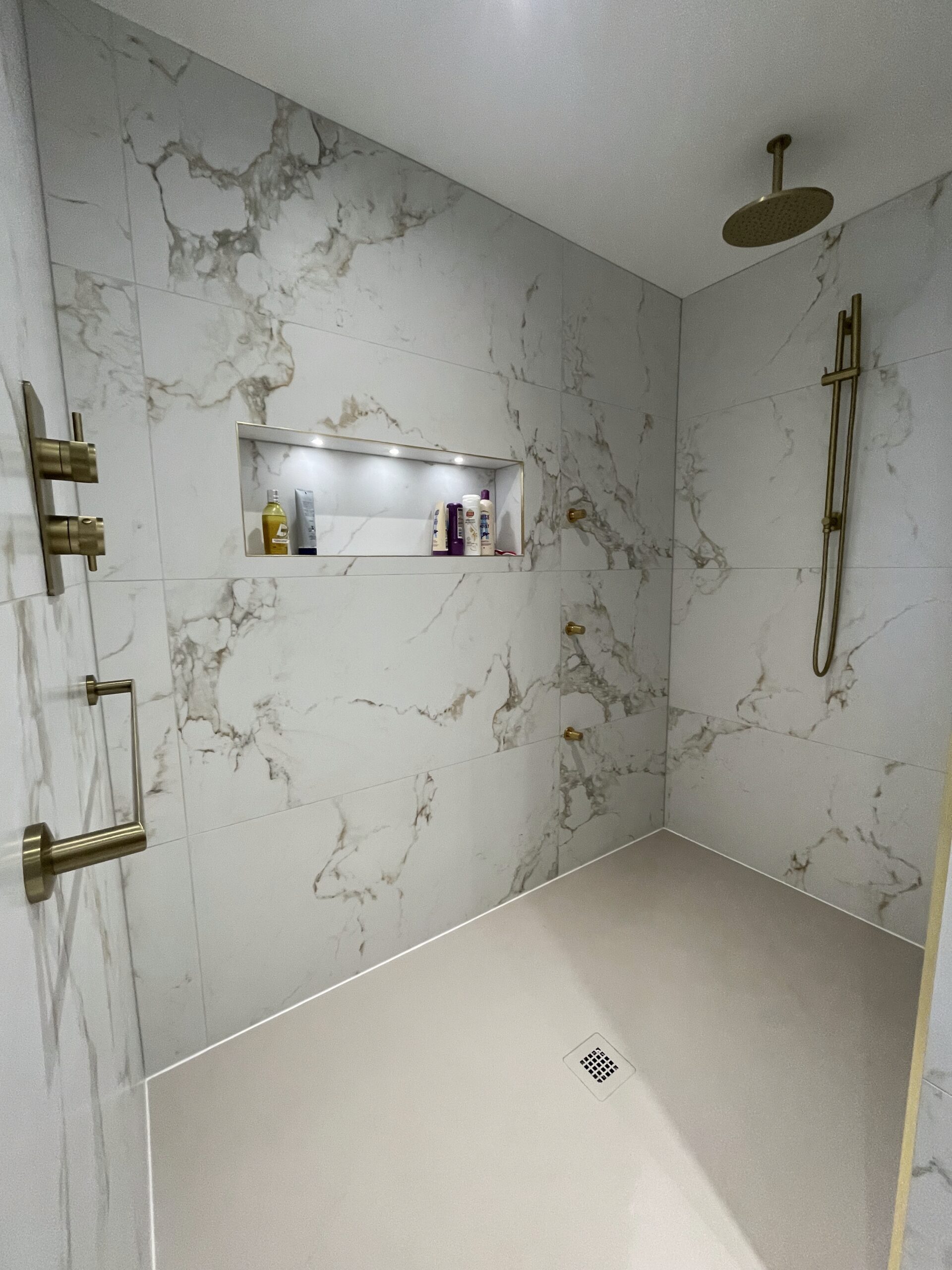 20251022_120152995_iOS