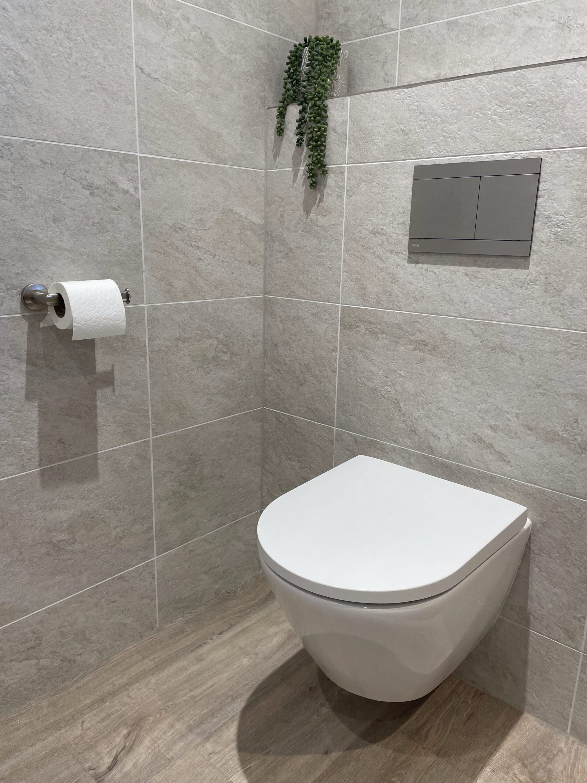 20251025_080619801_iOS